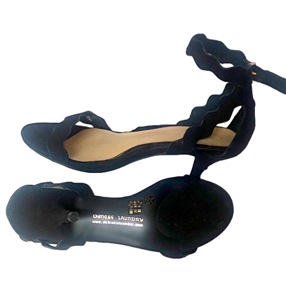 CHINESE LAUNDRY- Black Sandals